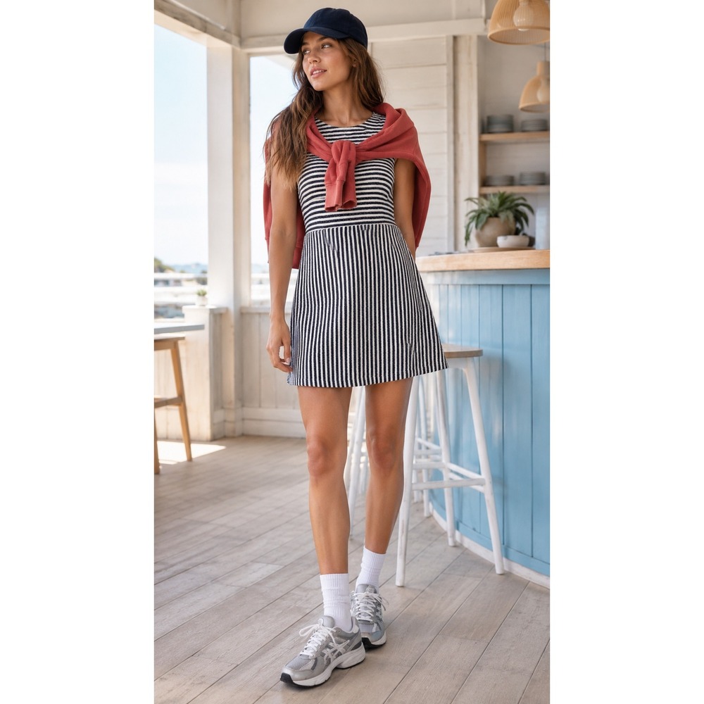 Alice + Olivia Striped Tweed Mini Dress Navy White Cutout Back Sleeveless 4
